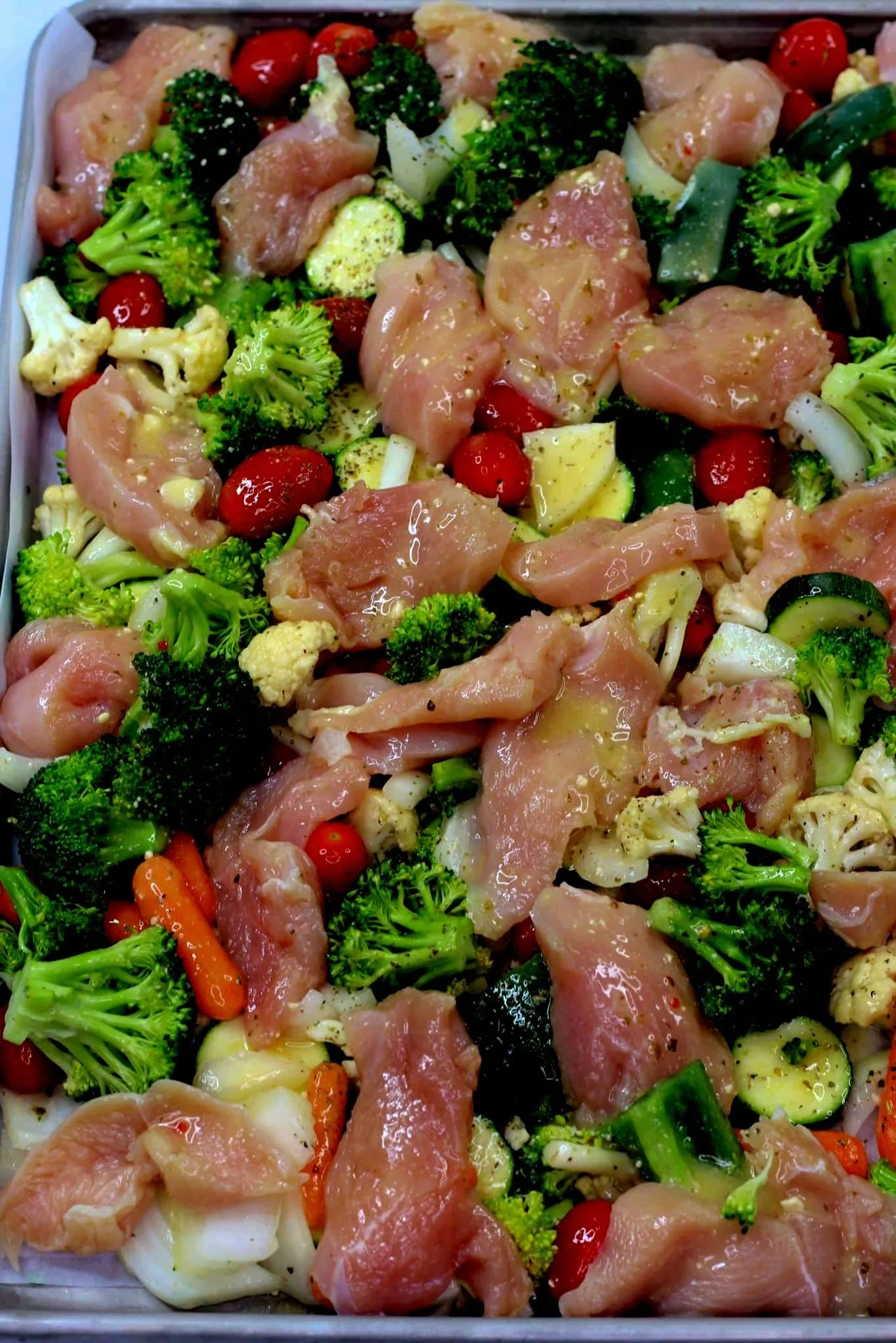 Titelbild für 15 Minute Healthy Roasted Chicken and Vegetables