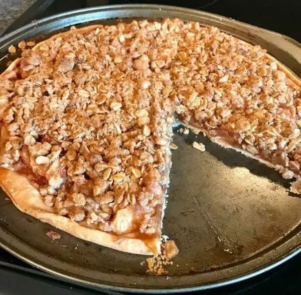 Titelbild für APPLE CRISP PIZZA