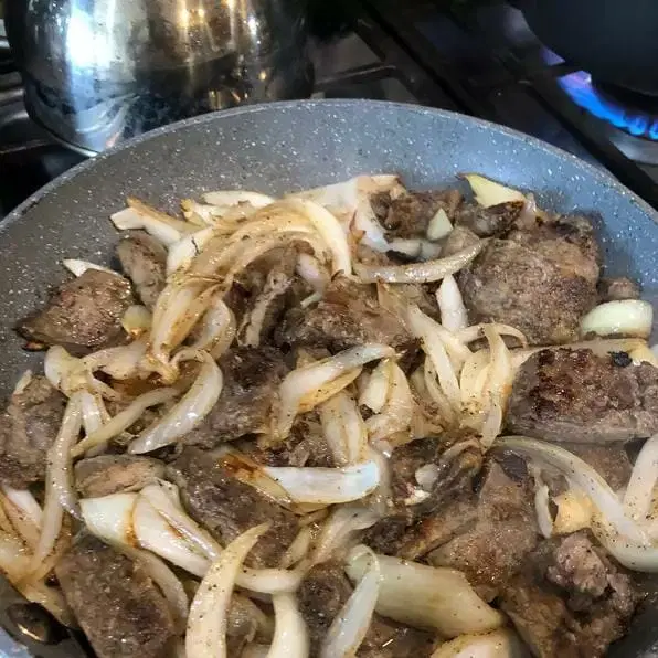 Titelbild für Beef Liver and Onions