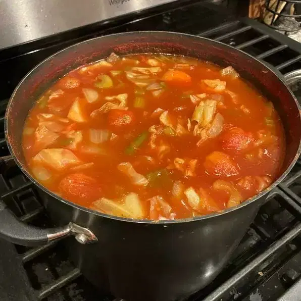 Titelbild für CABBAGE FAT BURNING SOUP